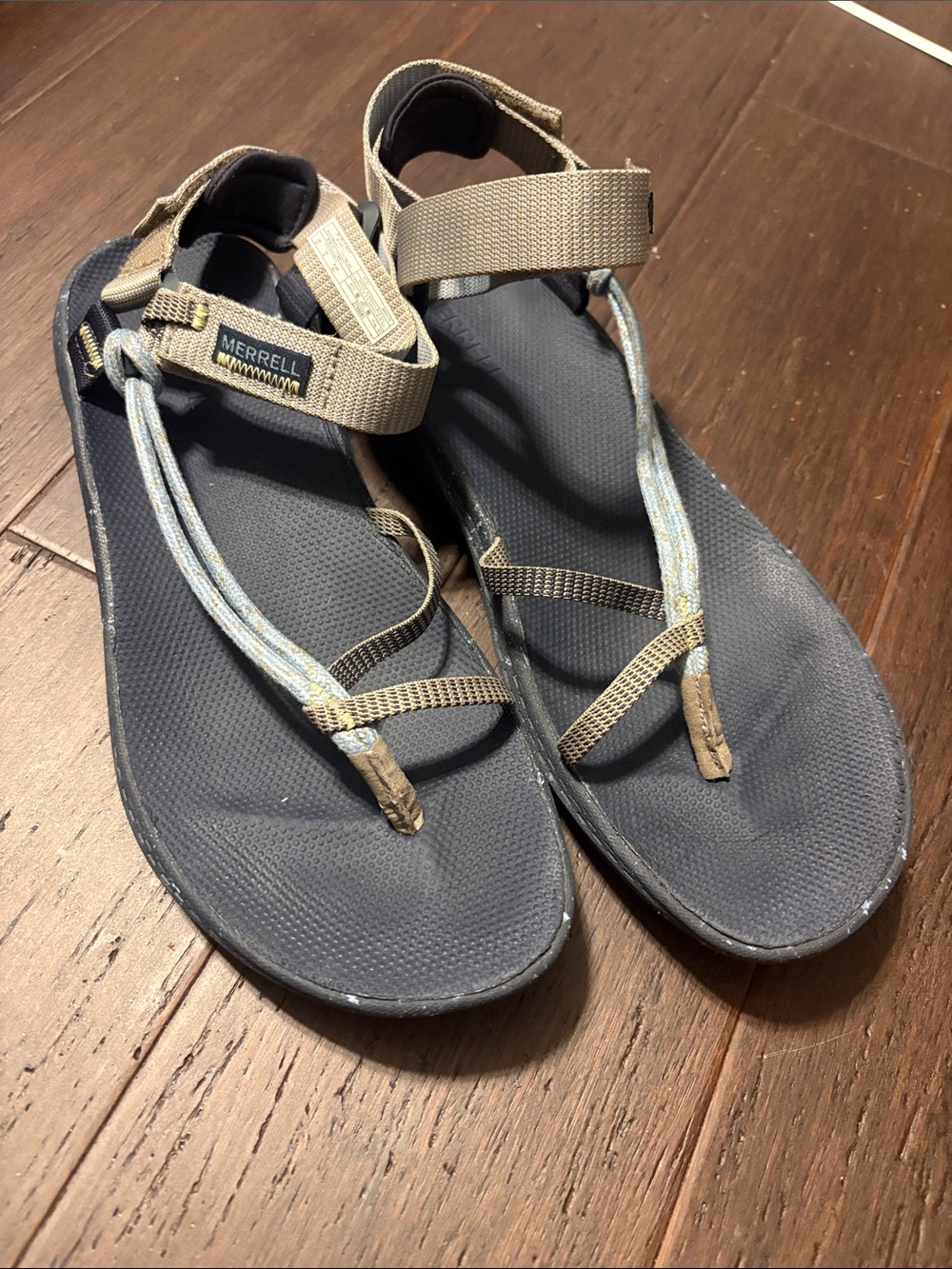 Merrell Women’s Tan and Navy Strappy Outdoor Sandals